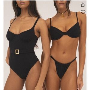 NWT Weworewhat Crepe Knit Underwire One Piece belted Danielle Swimsuit with belt